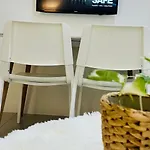 Gm Staycations By Maria Direct Access To Pool