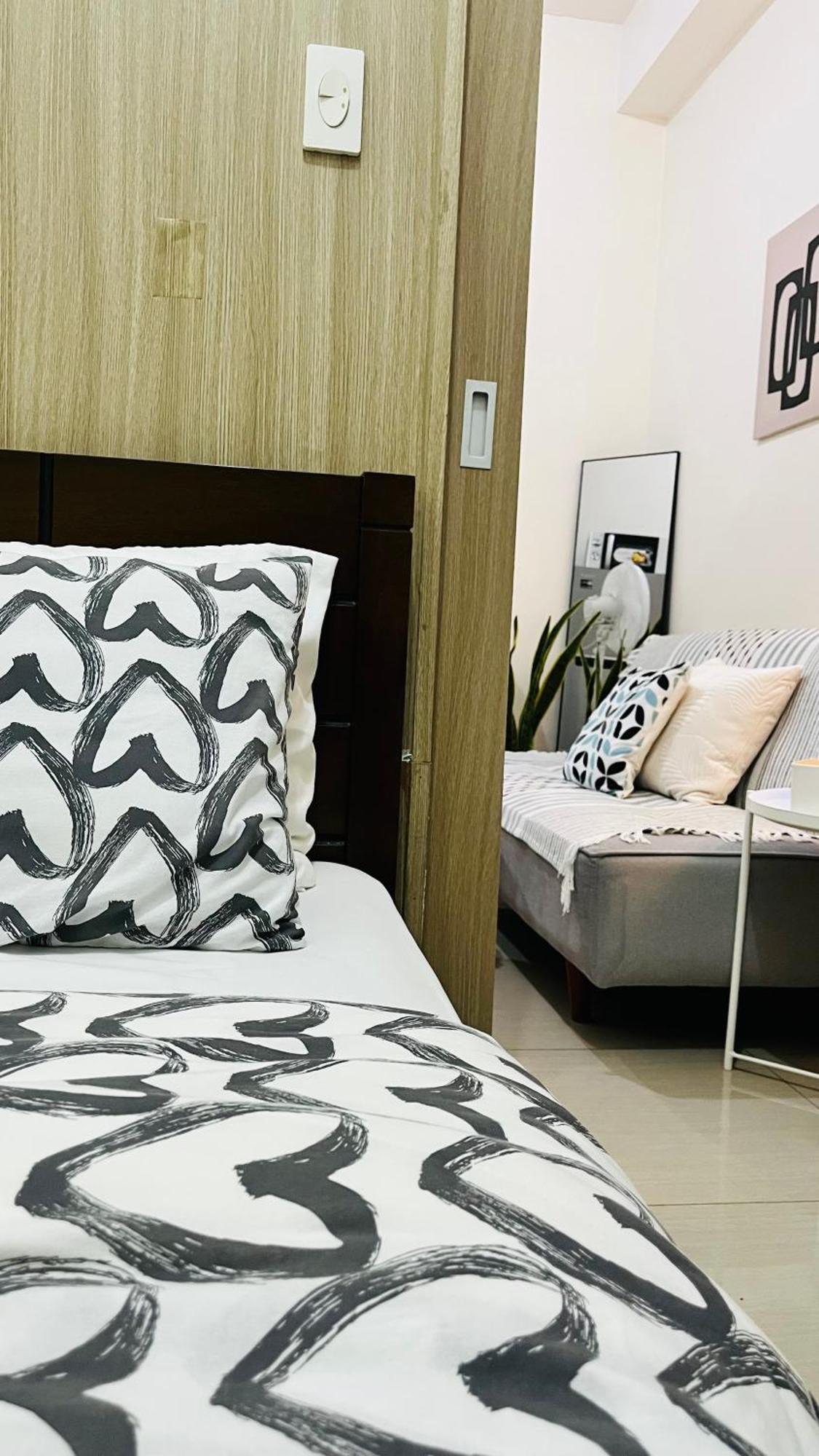 Gm Staycations By Maria Direct Access To Pool 5* Manila